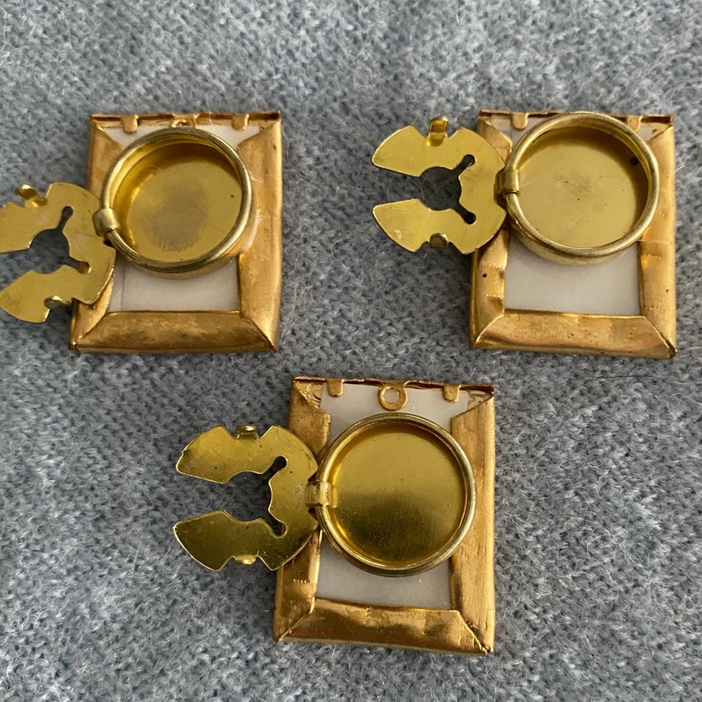 Elvis Button Covers - Mini Ornate Gold Picture Frame Button Covers - Set of 3 - Picture 2 of 6